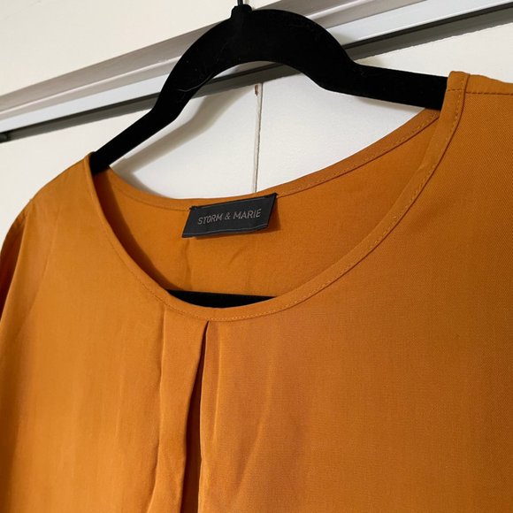 Ochre Manolo Dress by Storm & Marie Size 34 - Picture 6 of 7